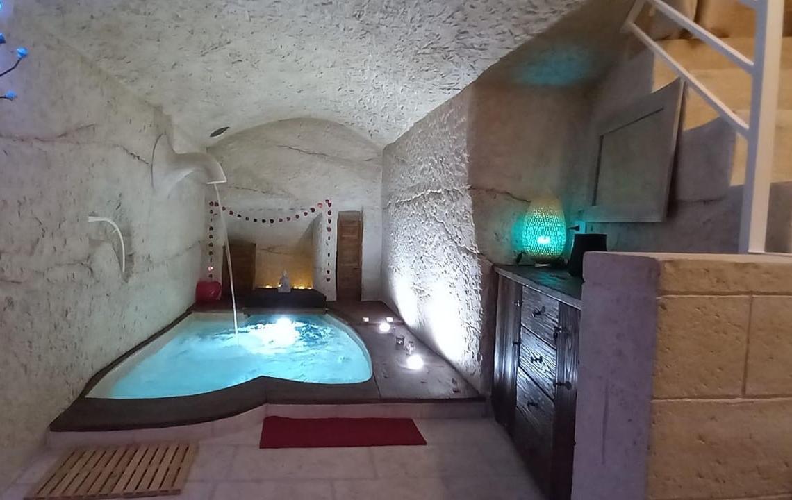 Dimora Della Nonna-Luxury Home Mola di Bari Bagian luar foto