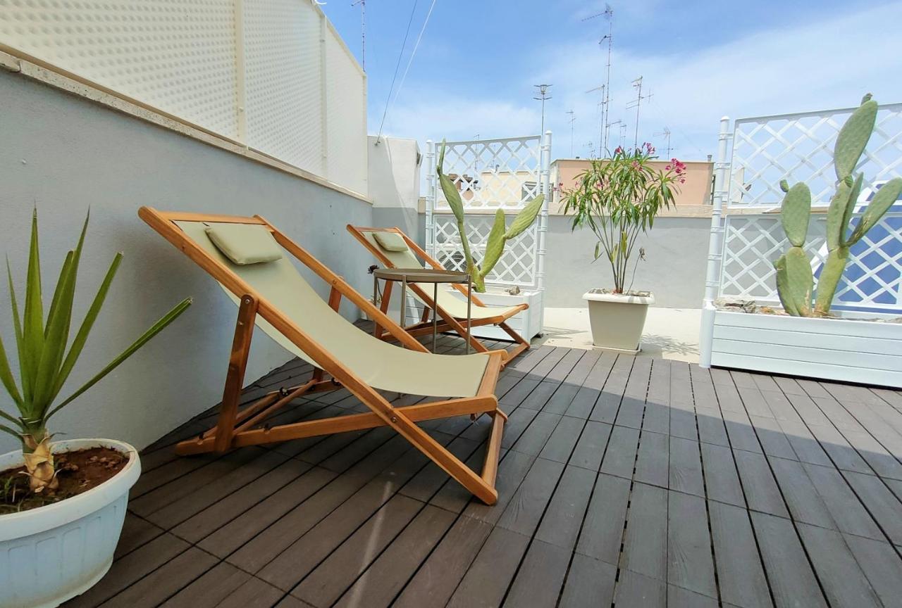 Dimora Della Nonna-Luxury Home Mola di Bari Bagian luar foto